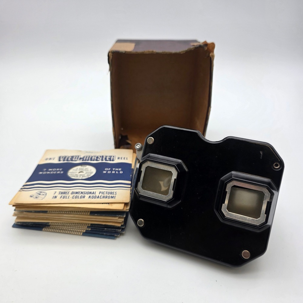 Sawyer's View-Master Stereoscope Viewer Vintage Black with Reels and Box OS